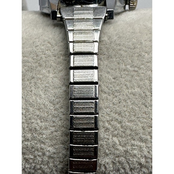 Solow Ladies Watch 17 Jewels Works‎ Manual Wind Incabloc 23MM 5.75\